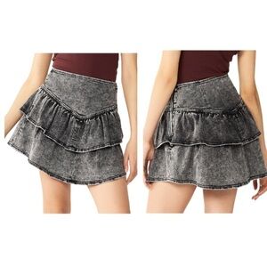 SO Ruffled Denim Mini Skirt | SIZE 9/29